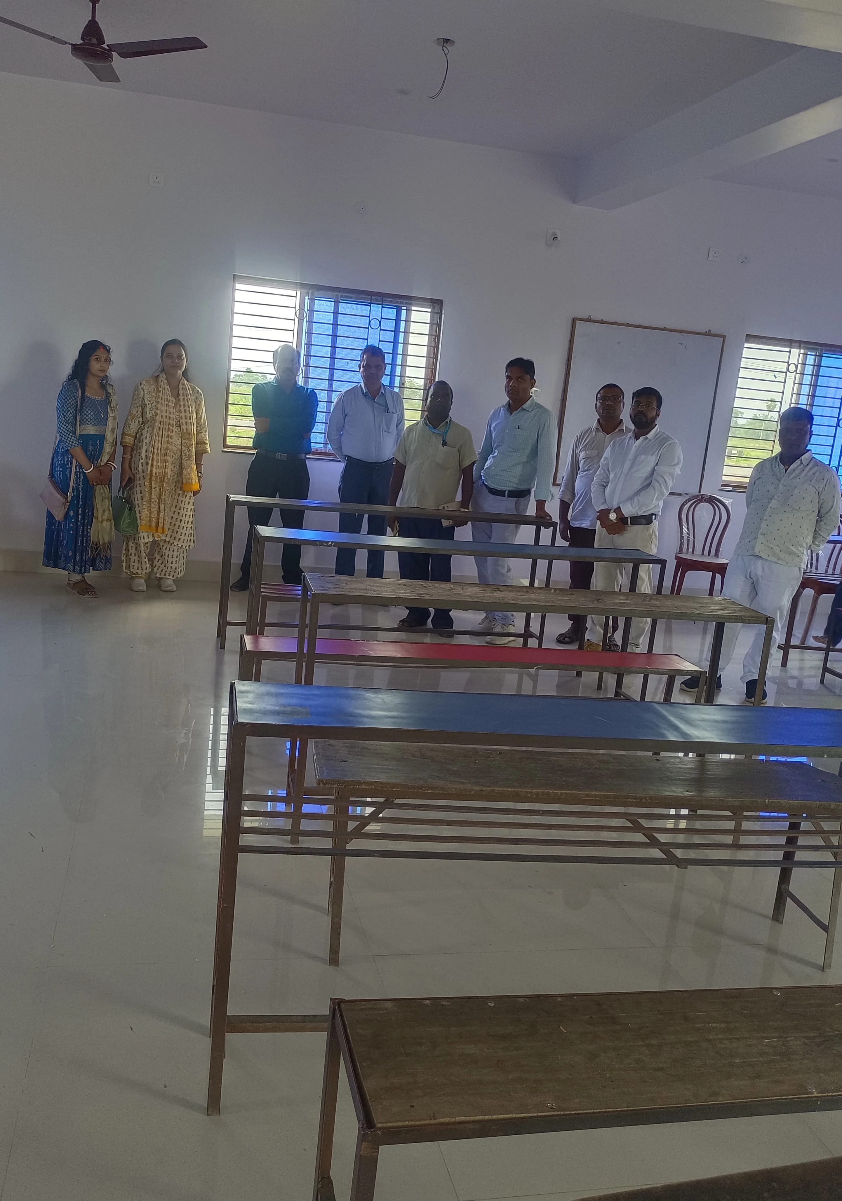 dd-polytechnic-classroom-students